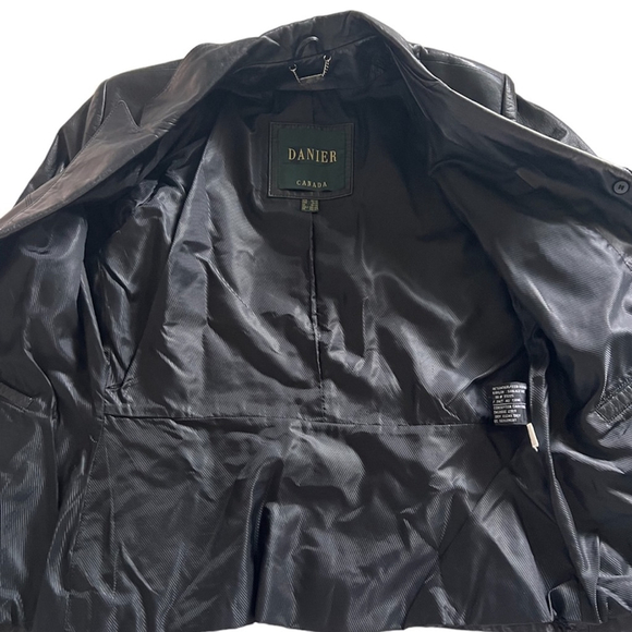 Vintage Danier Leather Black Blazer Jacket Size Medium - Picture 6 of 12